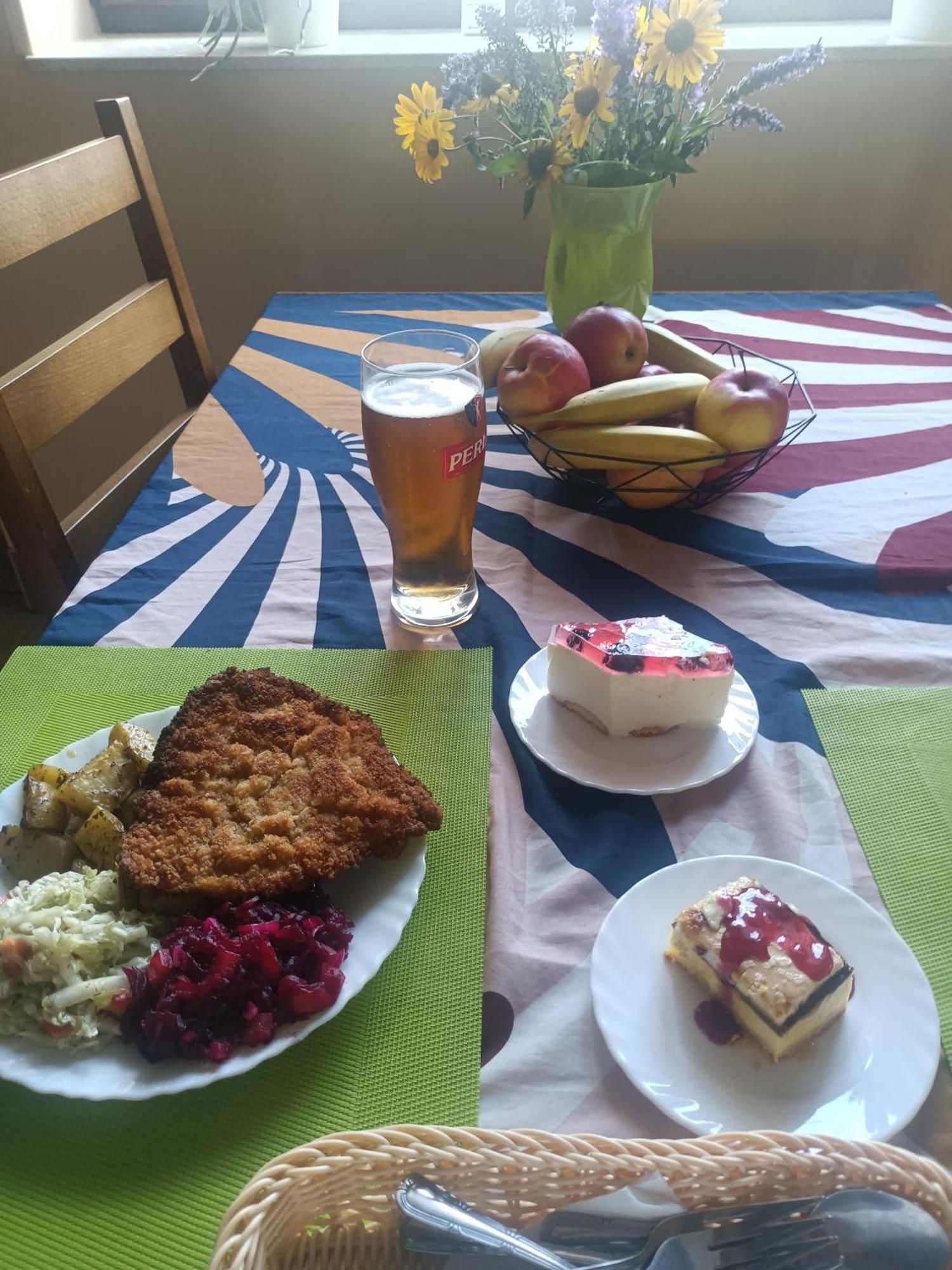 Gosciniec Na Stoku Pokoje 2,3,4 Osobowe, Cisza, Spokoj, Widok Na Stok Narciarski, Lasy, Laki Bobliwo Eksteriør bilde